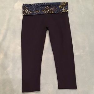 Fabletics capris, blue w/ fold over waistband, EUC